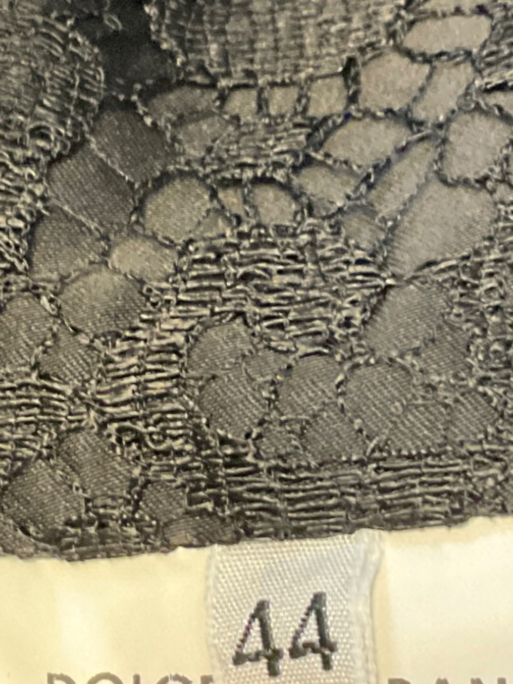 DOLCE & GABBANA BLACK SEQUINED MESH TULLE LACE TRIMMED CROPPED WOOL CREPE JACKET - Picture 5 of 5